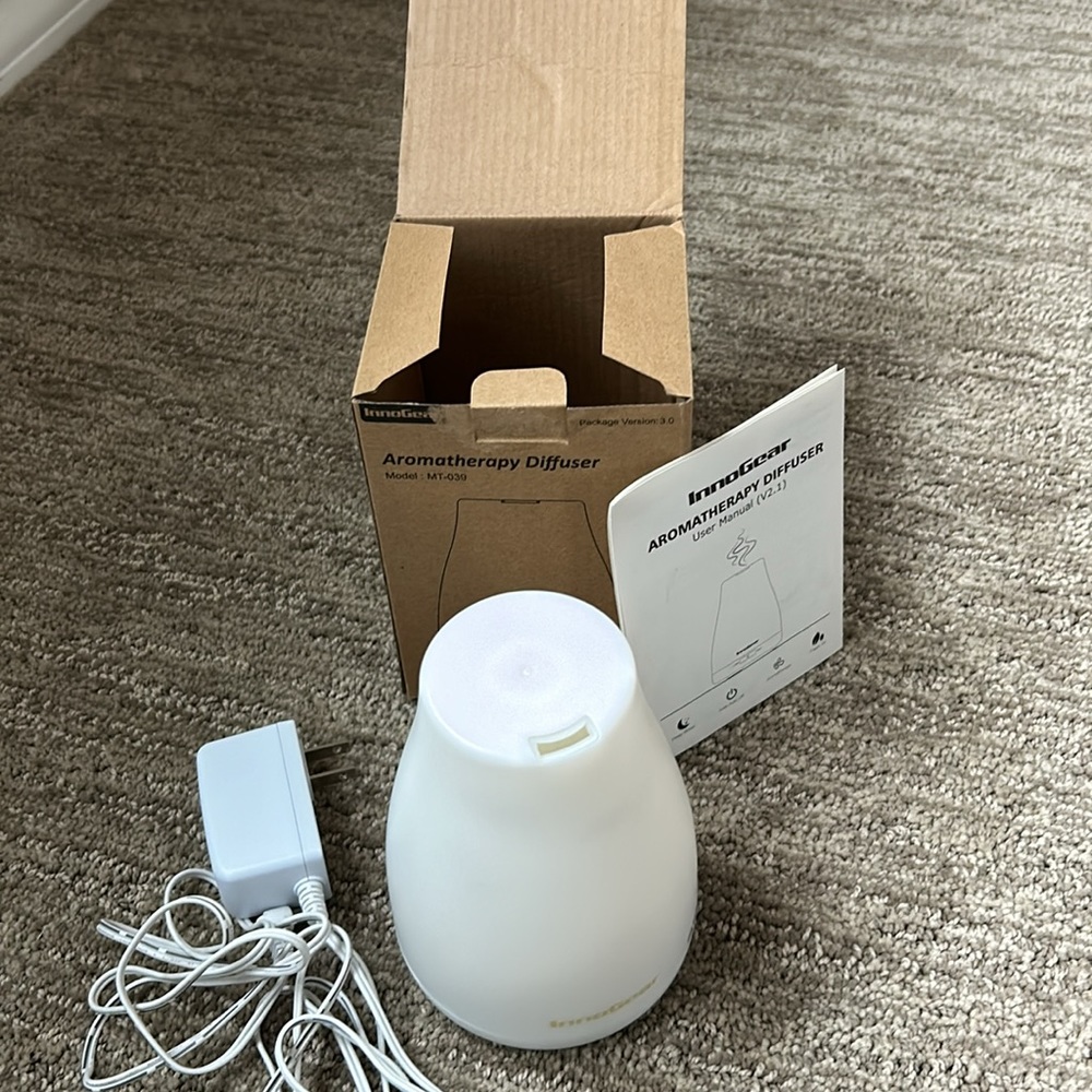 Aromatherapy Diffuser - Picture 2 of 8